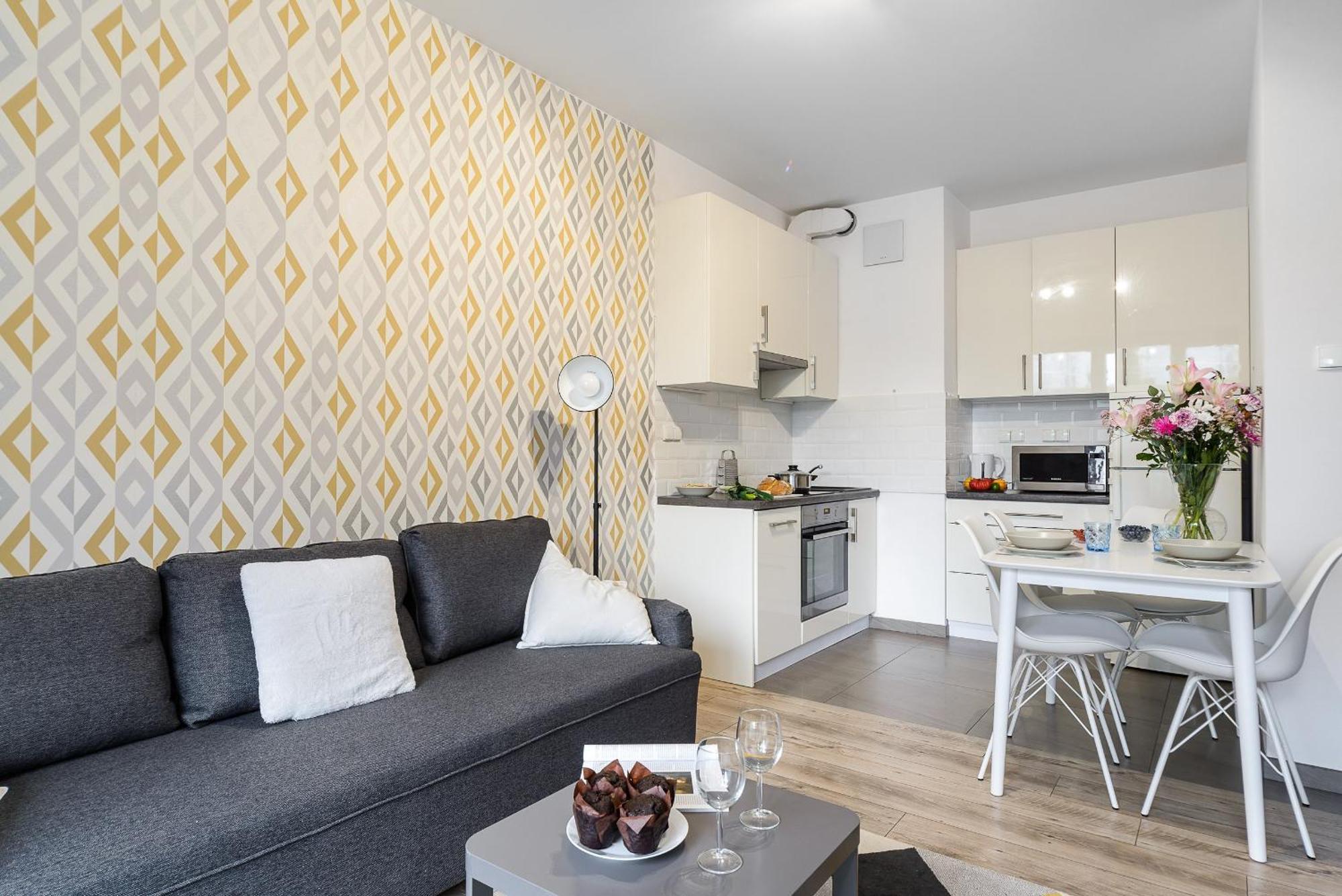P&O Serviced Apartments Siedmiogrodzka III Варшава Екстериор снимка